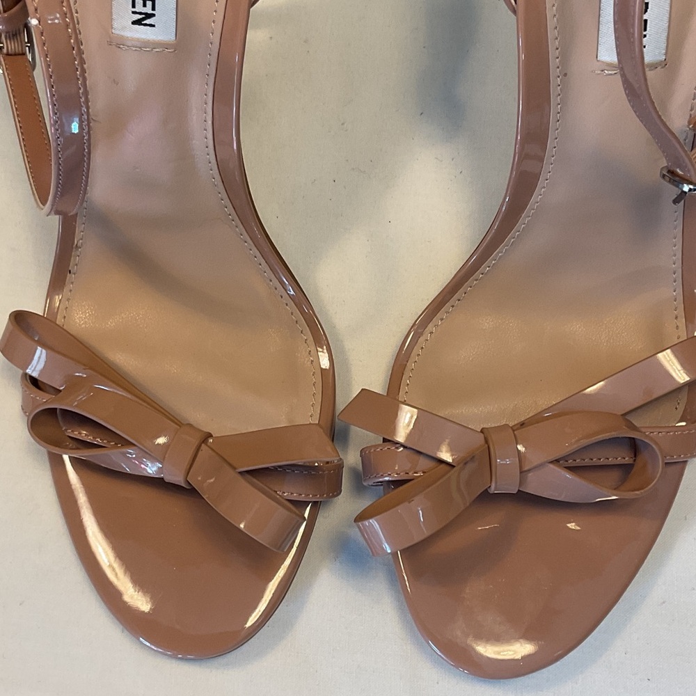 Steve Madden Nude Bow Strap Heels - Picture 3 of 8